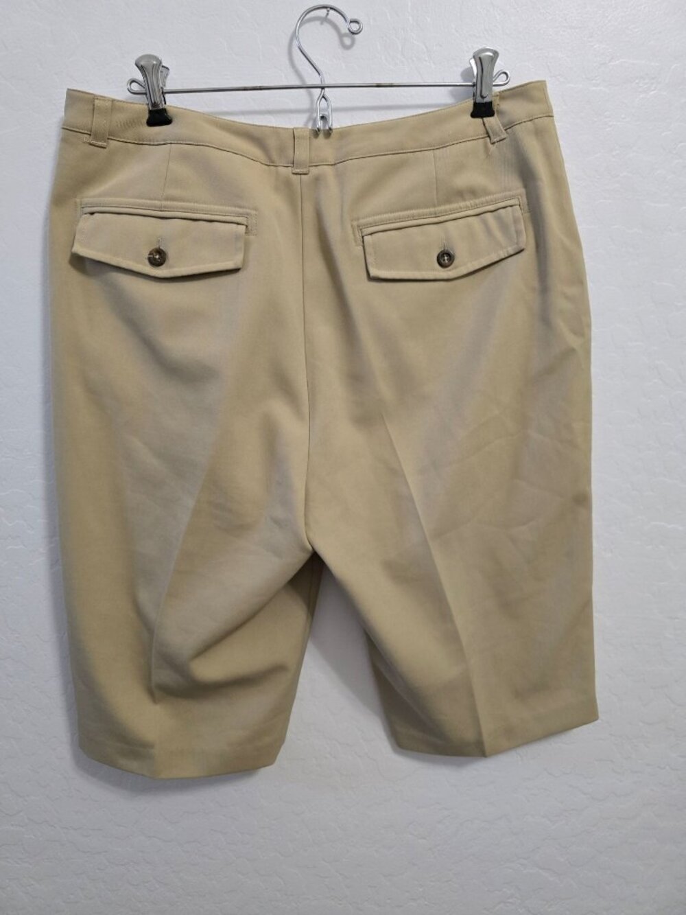 EP Pro Womens Khaki Golf Pickleball Bermuda Shorts Size 10 Polyester - Picture 3 of 7